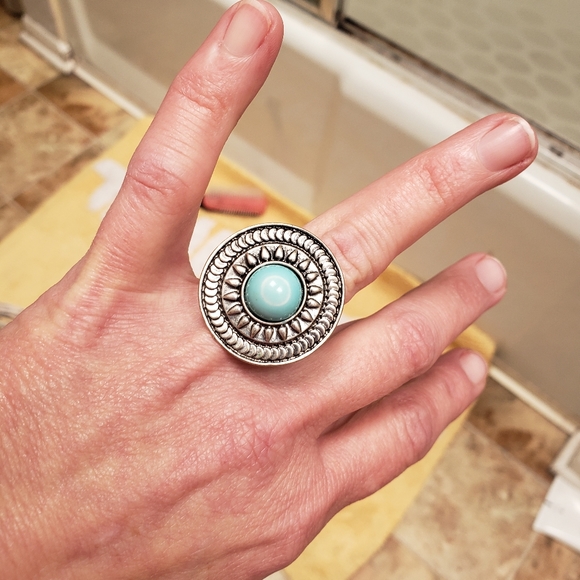 Silver Turquoise Statement Ring - Picture 3 of 5